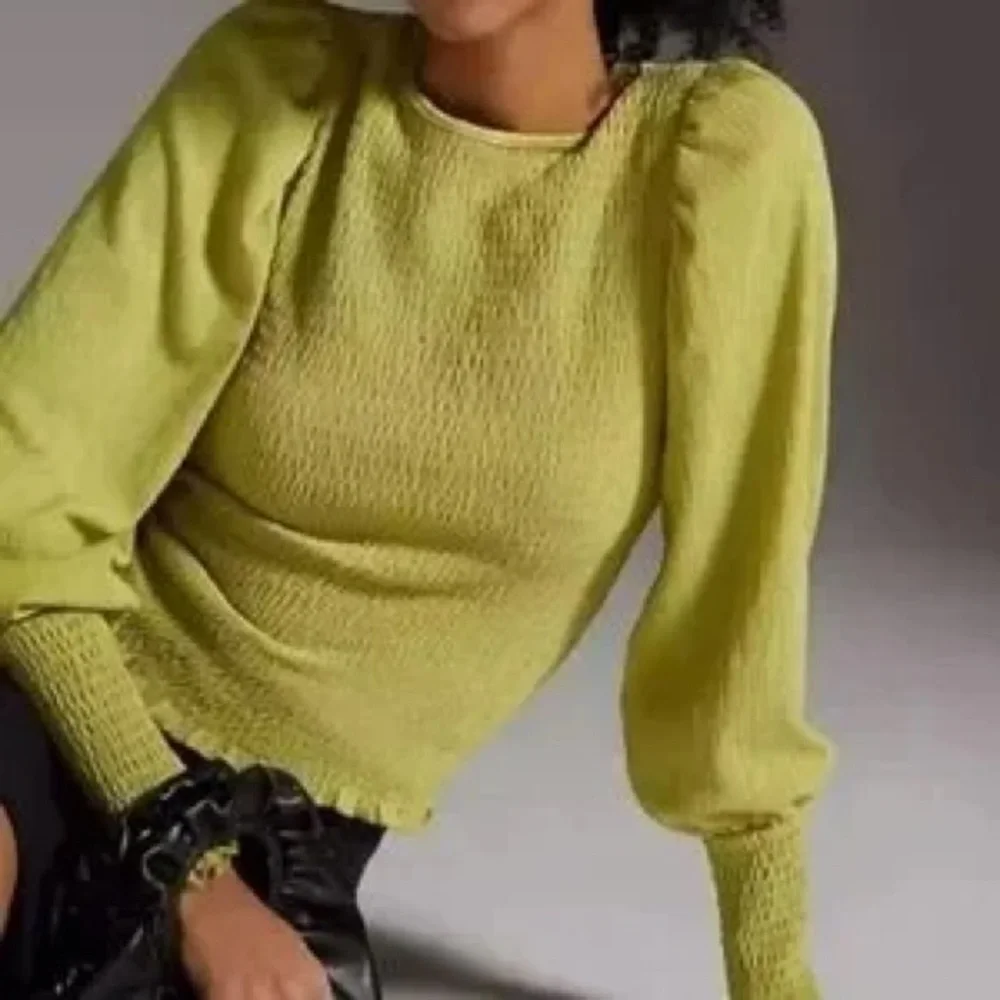 Anthropologie Green Puff Sleeve Smocked Blouse Top - Picture 2 of 3